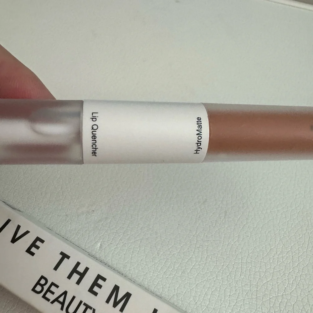 Give Them Lala double ended lip duo